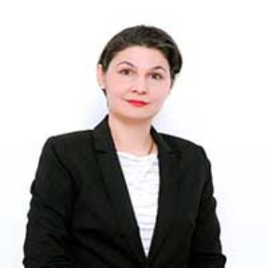  Angelina Taneva-Veshoska - Directora del Instituto de Investigación en Medio Ambiente, Ingeniería Civil y Energía